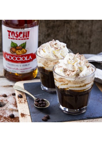 lazdyno riešutų sirupas